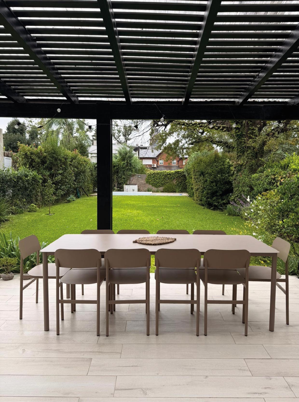 Set Domingo Galeria con Sillas